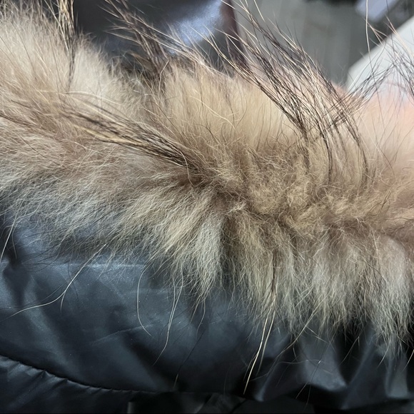 Gorgeous Rudsak Silvia parka - Picture 12 of 16